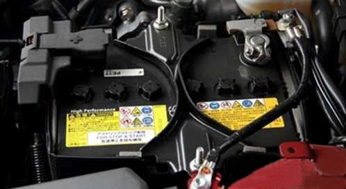 汽車電瓶總虧電？那是你沒(méi)了解這些汽車蓄電池維護(hù)保養(yǎng)方法